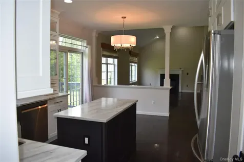 15 Wildflower Ridge Poughkeepsie NY 12603