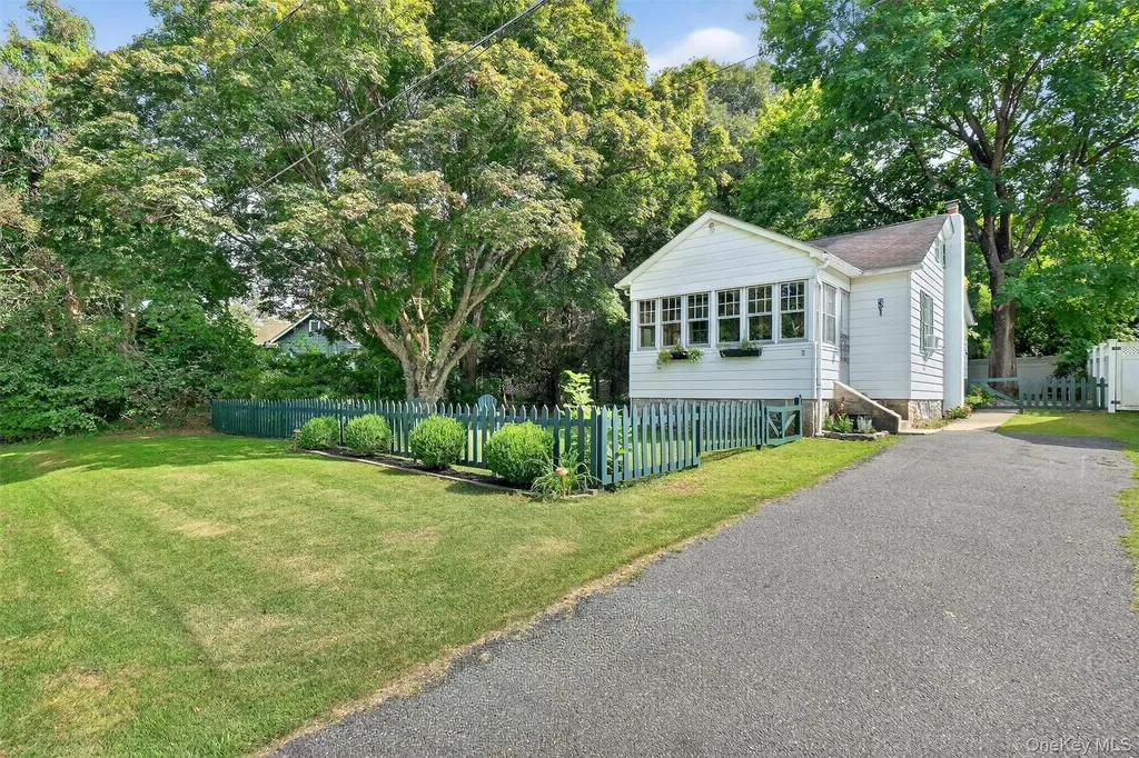 3 Aspen Road Mahopac NY 10541