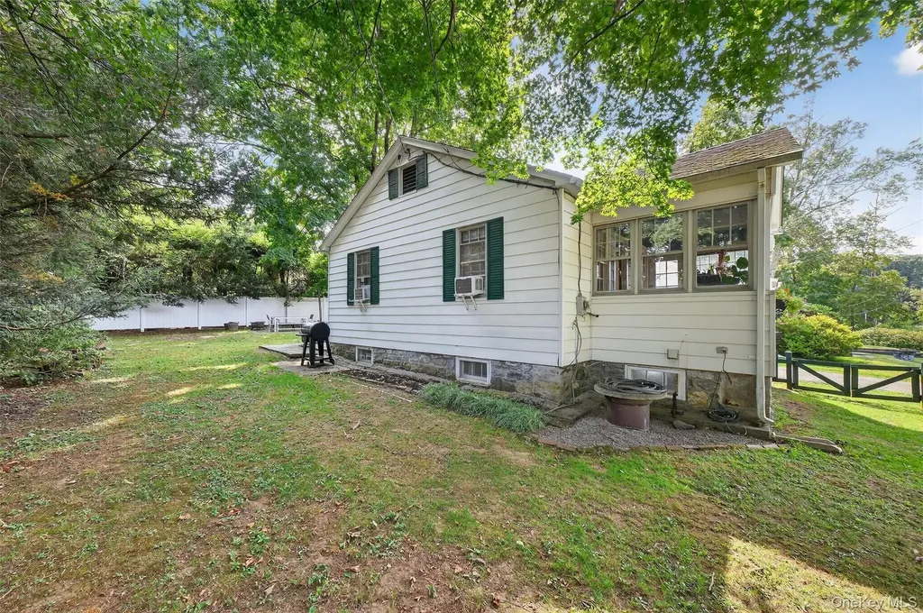 3 Aspen Road Mahopac NY 10541