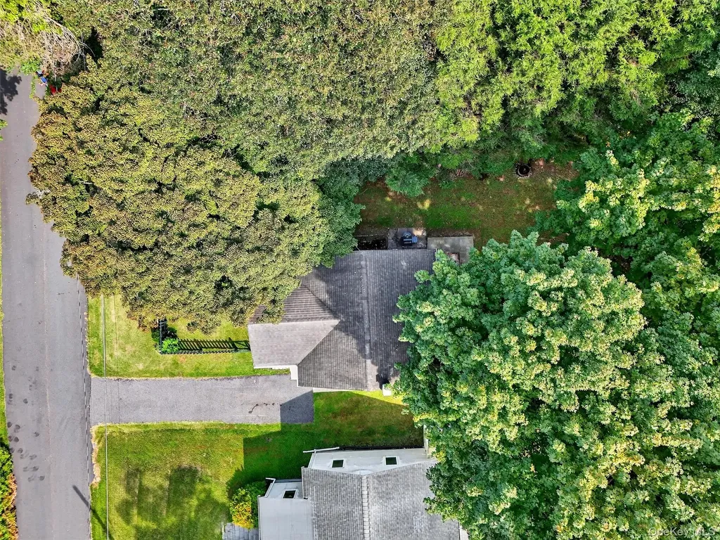 3 Aspen Road Mahopac NY 10541