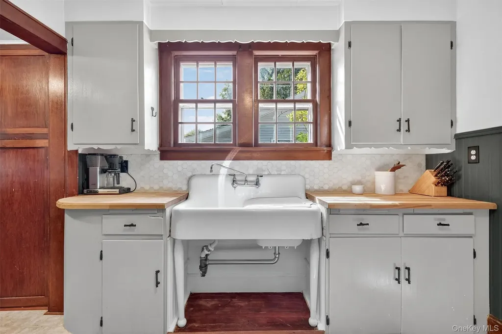 3 Aspen Road Mahopac NY 10541