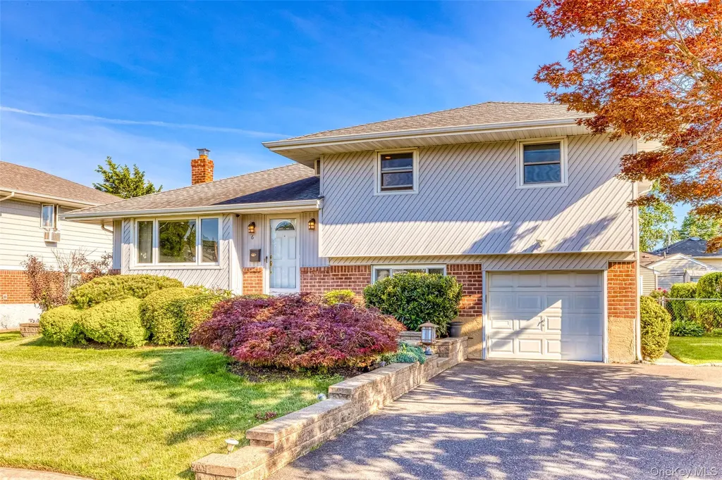 6 Sherman Avenue Plainview NY 11803