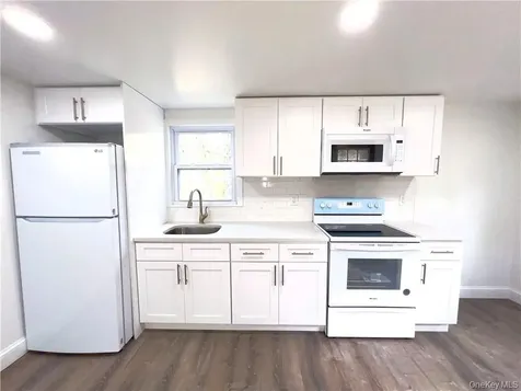 254 Wixon Pond Road Mahopac NY 10541