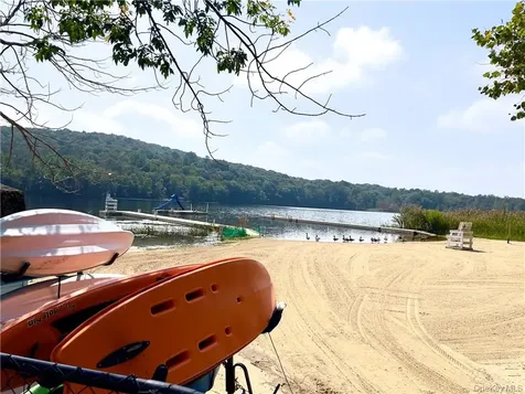254 Wixon Pond Road Mahopac NY 10541