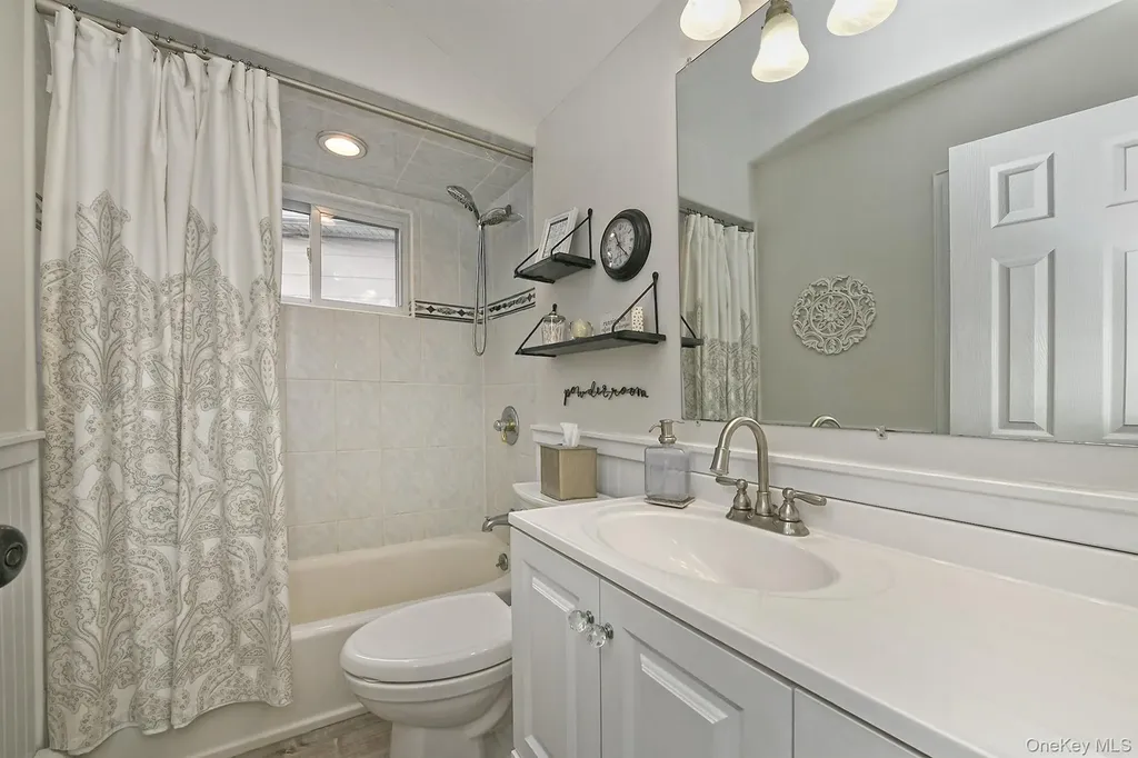 2280 Hynes Place Bellmore NY 11710