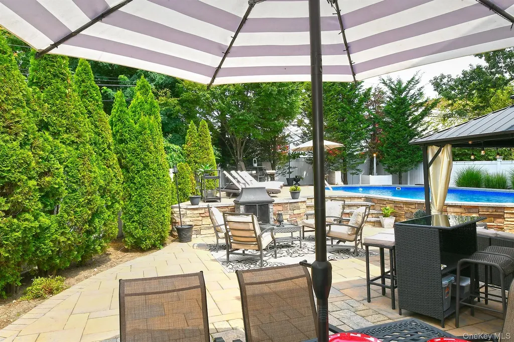 2280 Hynes Place Bellmore NY 11710