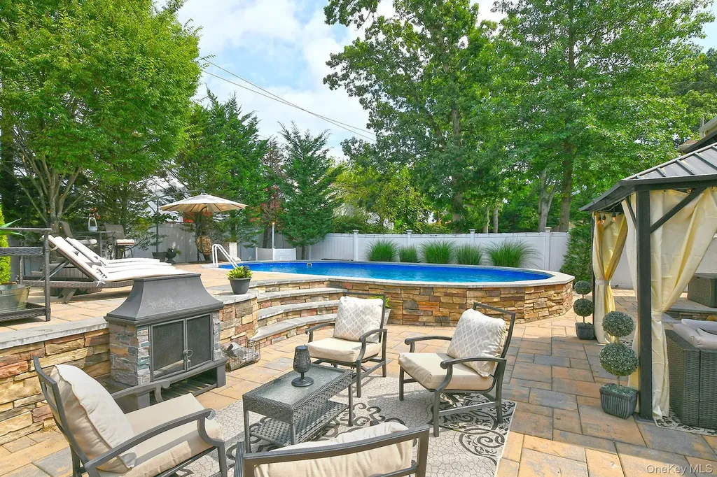 2280 Hynes Place Bellmore NY 11710