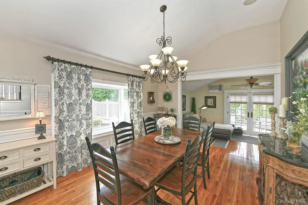 2280 Hynes Place Bellmore NY 11710