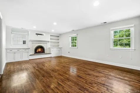 24 Thorne Place Rye NY 10580