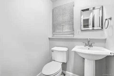 24 Thorne Place Rye NY 10580