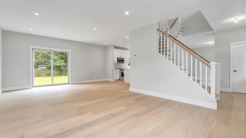 5B Fanning Avenue Hampton Bays NY 11946