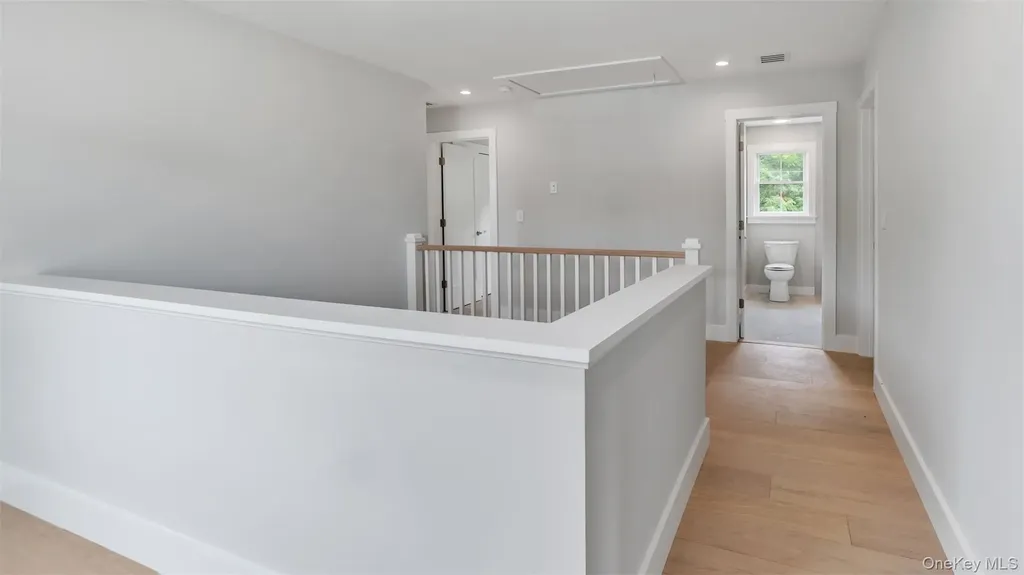 5B Fanning Avenue Hampton Bays NY 11946