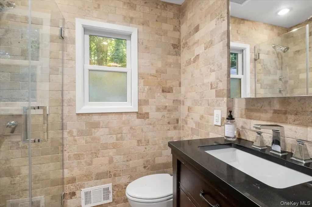 28 Parkway Circle Scarsdale NY 10583