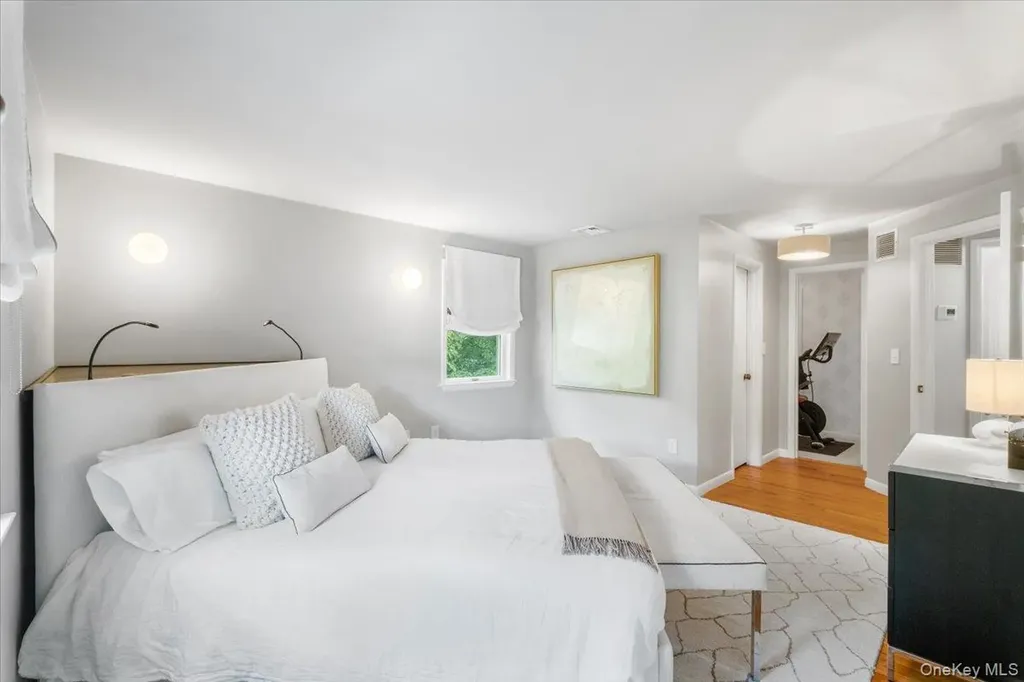 28 Parkway Circle Scarsdale NY 10583