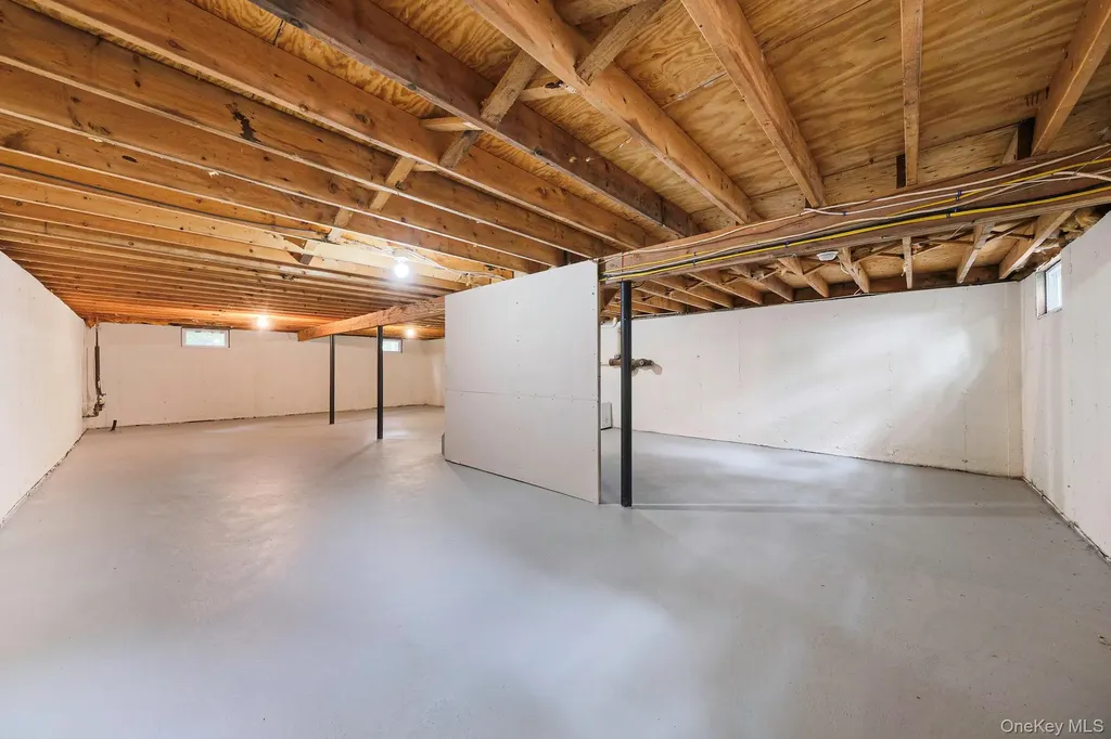 267 Accabonac Road East Hampton NY 11937