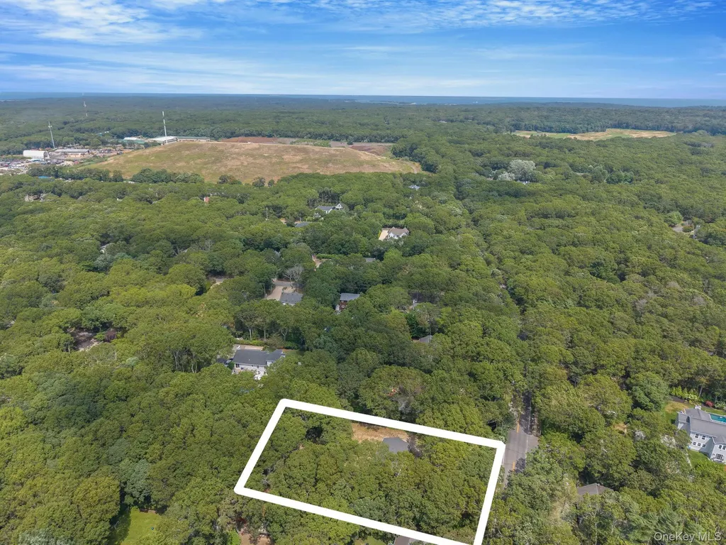 267 Accabonac Road East Hampton NY 11937