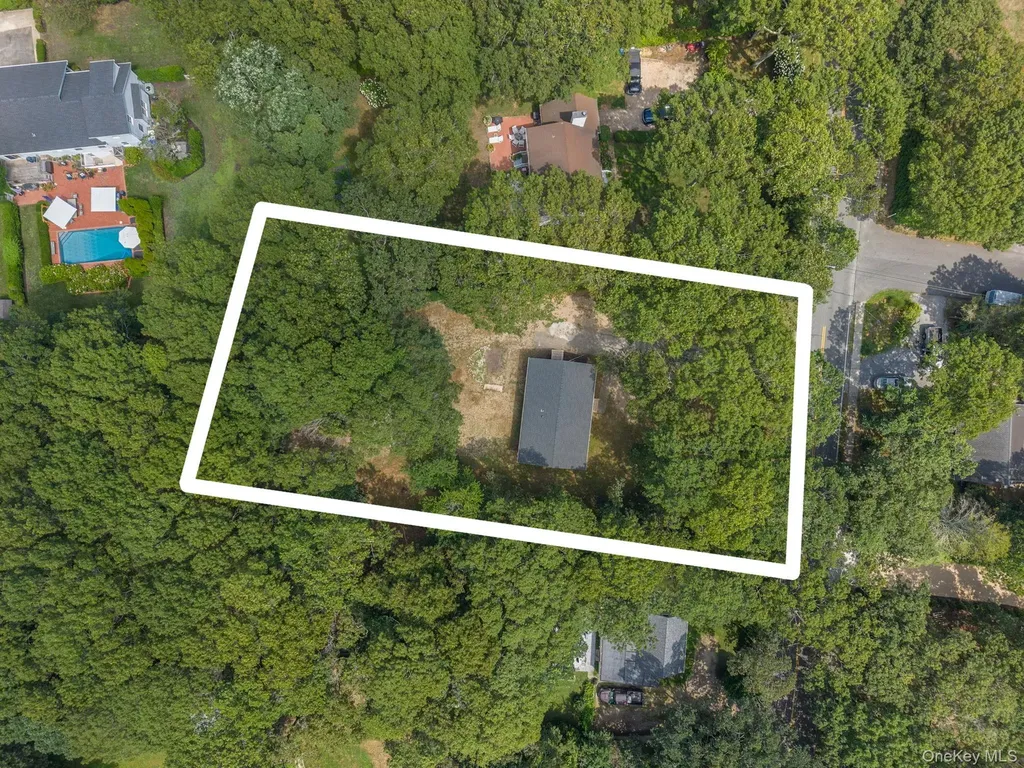 267 Accabonac Road East Hampton NY 11937