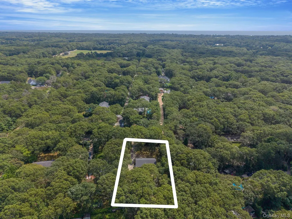 267 Accabonac Road East Hampton NY 11937