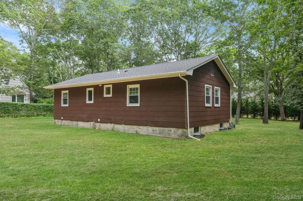 267 Accabonac Road East Hampton NY 11937