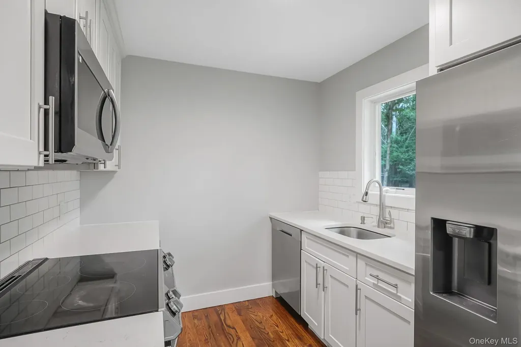 267 Accabonac Road East Hampton NY 11937