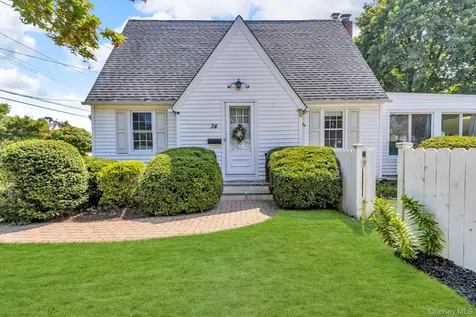 34 Mount Pleasant Road Yonkers NY 10703