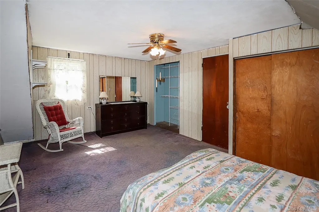 280 Sherbrooke Road Lindenhurst NY 11757
