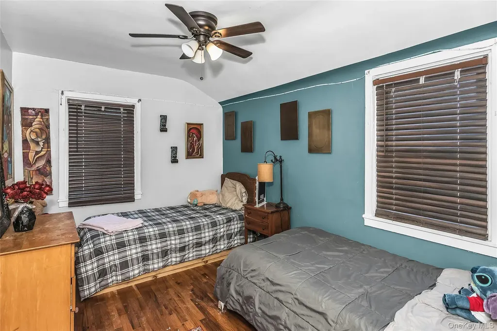 36 Amethyst Street Elmont NY 11003
