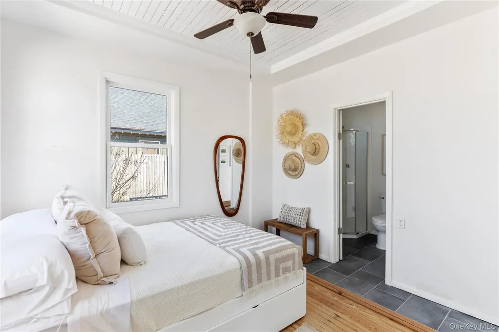 12 Surfview Walk Seaview NY 11770