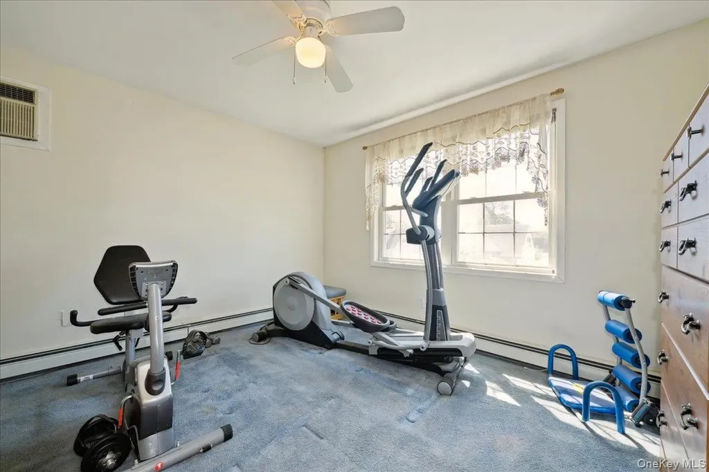 181 Springtime Lane N Levittown NY 11756