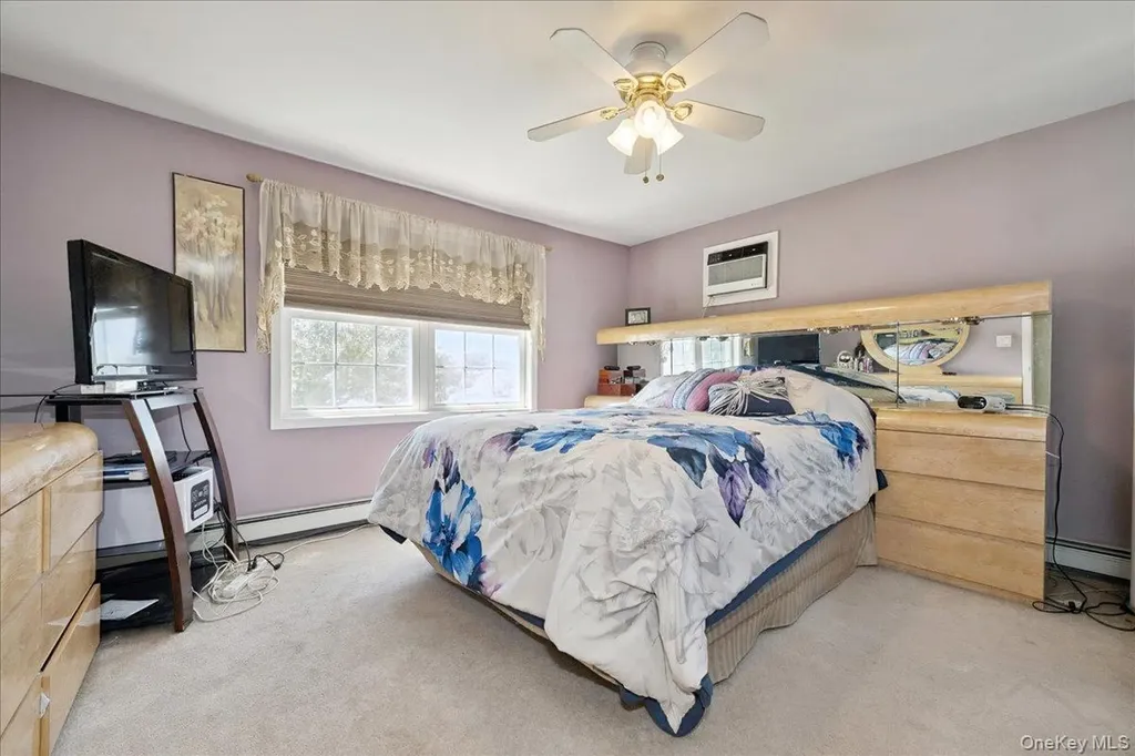 181 Springtime Lane N Levittown NY 11756