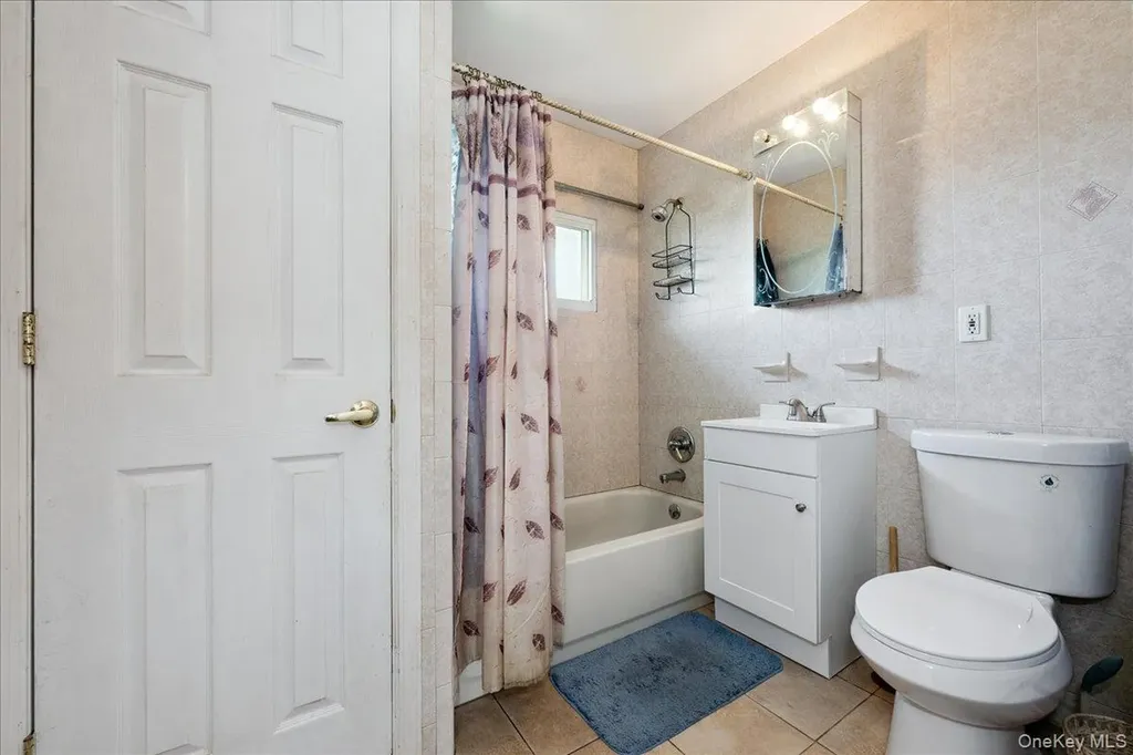 181 Springtime Lane N Levittown NY 11756