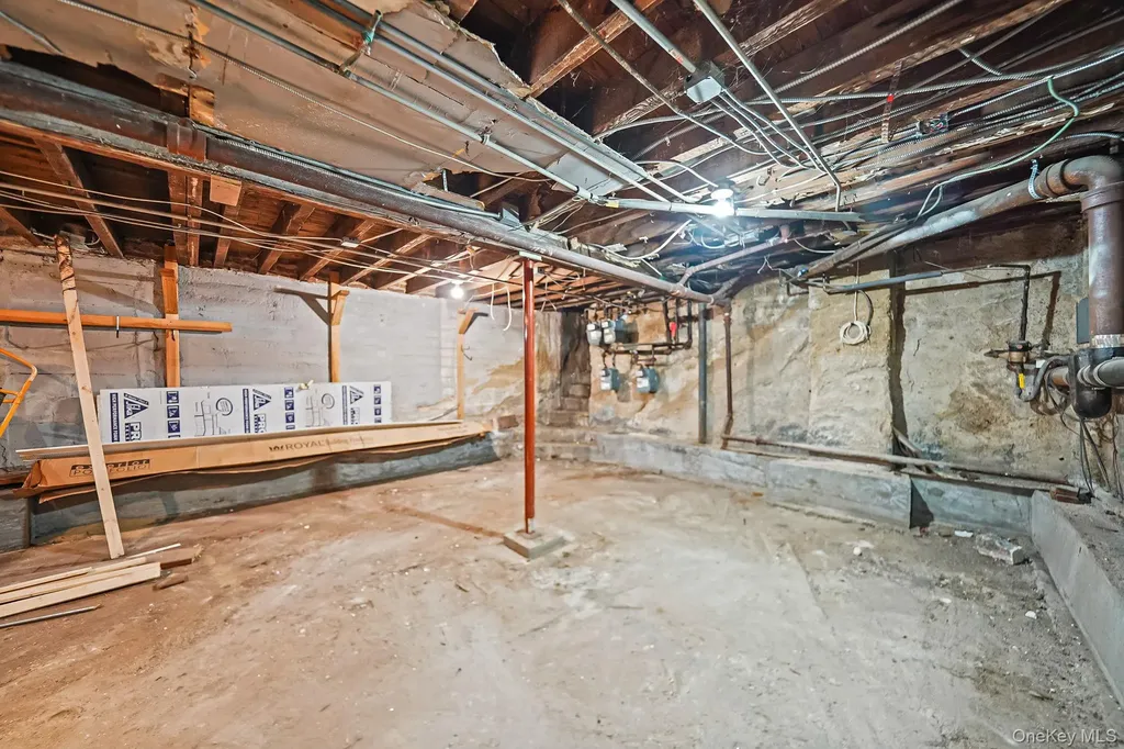 201-07 Linden Boulevard Saint Albans NY 11412