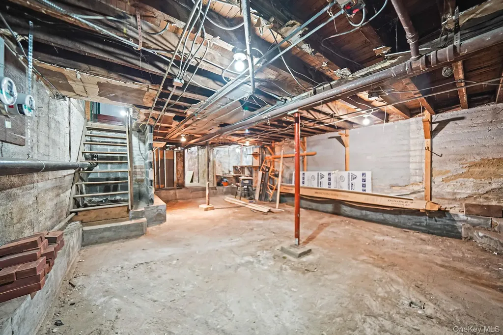 201-07 Linden Boulevard Saint Albans NY 11412