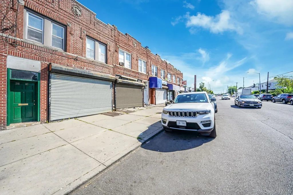 201-07 Linden Boulevard Saint Albans NY 11412