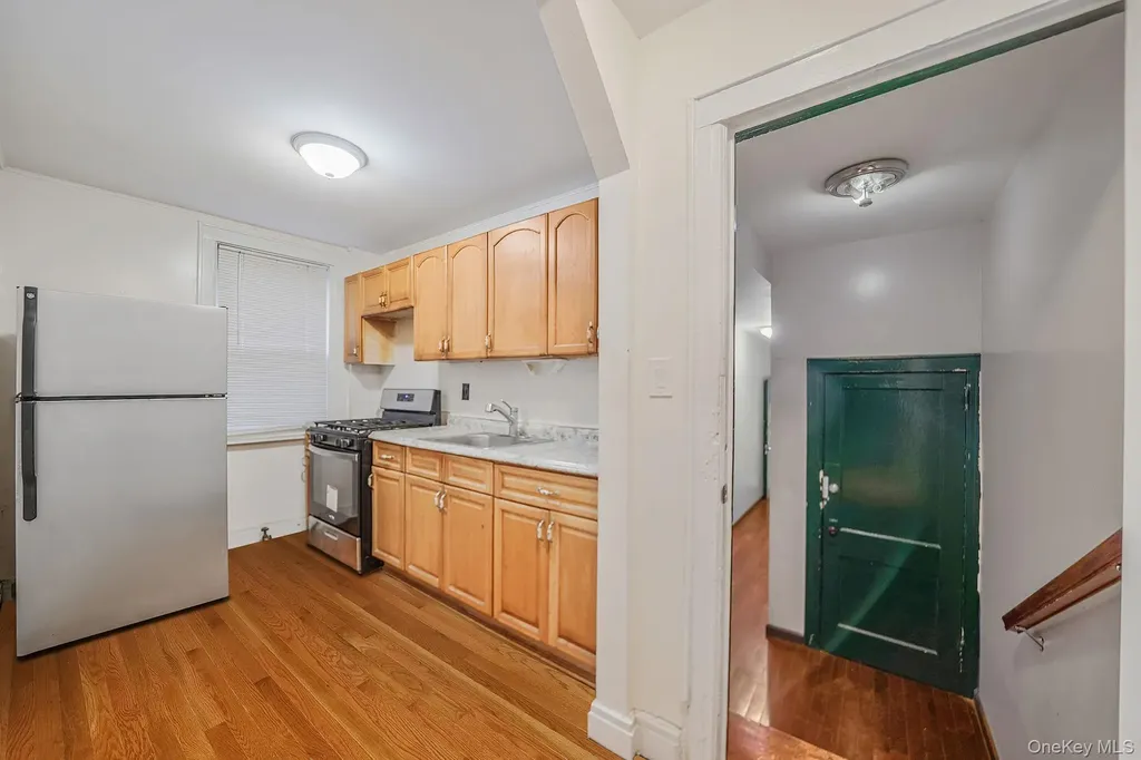 201-07 Linden Boulevard Saint Albans NY 11412