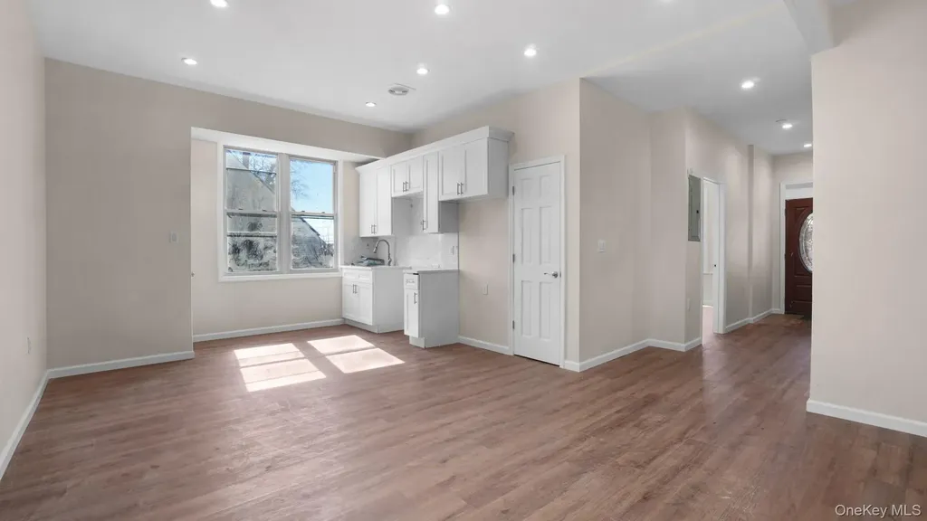 3620 Paulding Avenue Bronx NY 10469