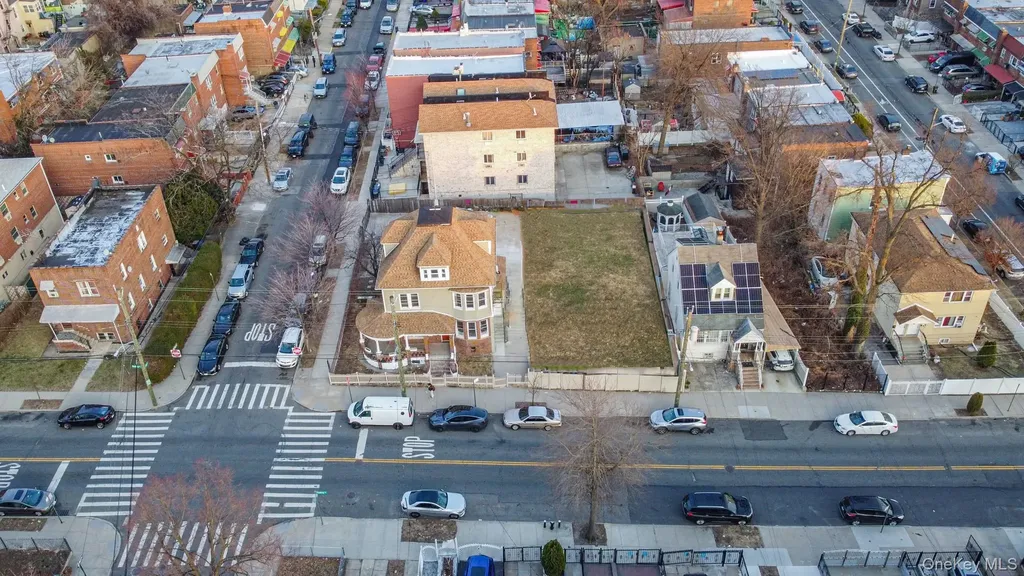 3620 Paulding Avenue Bronx NY 10469