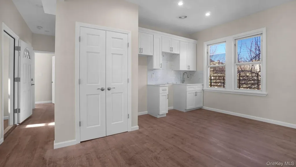 3620 Paulding Avenue Bronx NY 10469