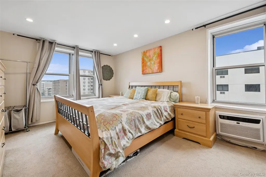 410 E Broadway Long Beach NY 11561