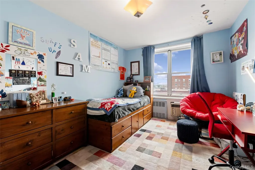 410 E Broadway Long Beach NY 11561