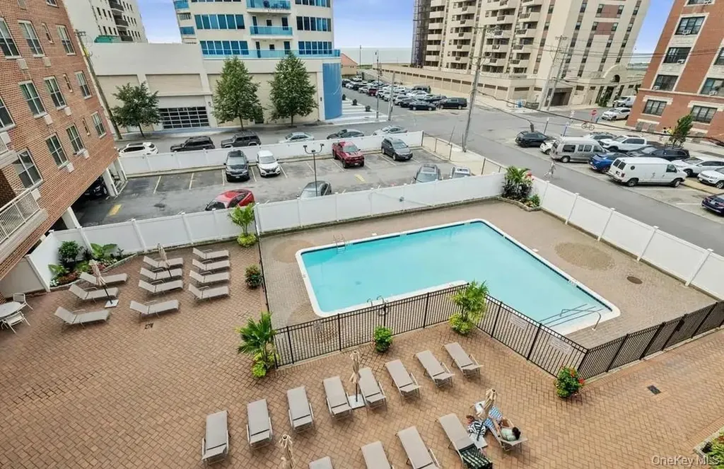410 E Broadway Long Beach NY 11561