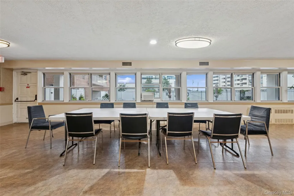 410 E Broadway Long Beach NY 11561