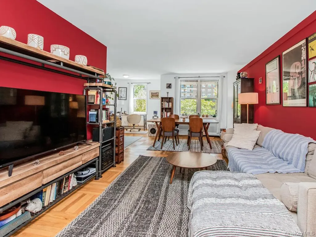 3901 Independence Avenue Bronx NY 10463