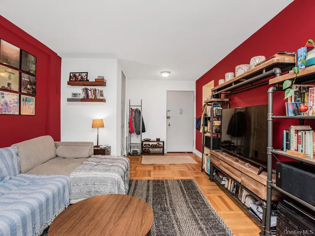 3901 Independence Avenue Bronx NY 10463