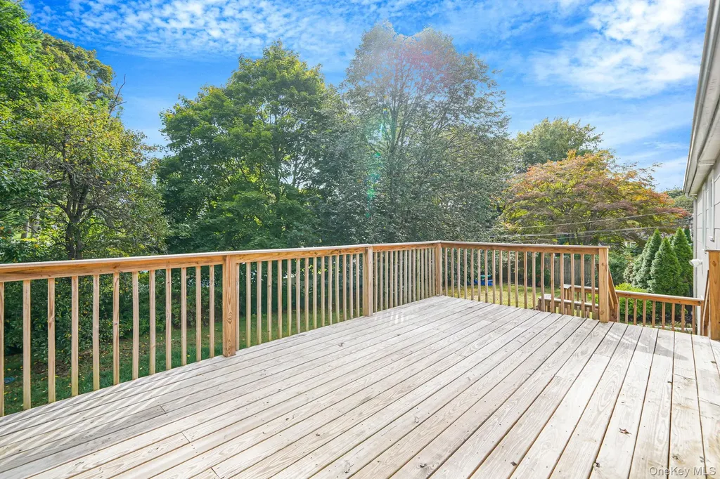 35 Wedgewood Drive Coram NY 11727