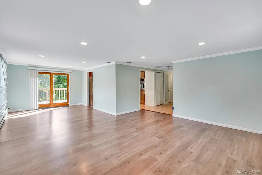 35 Wedgewood Drive Coram NY 11727