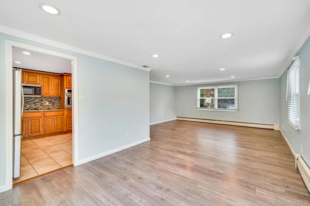 35 Wedgewood Drive Coram NY 11727
