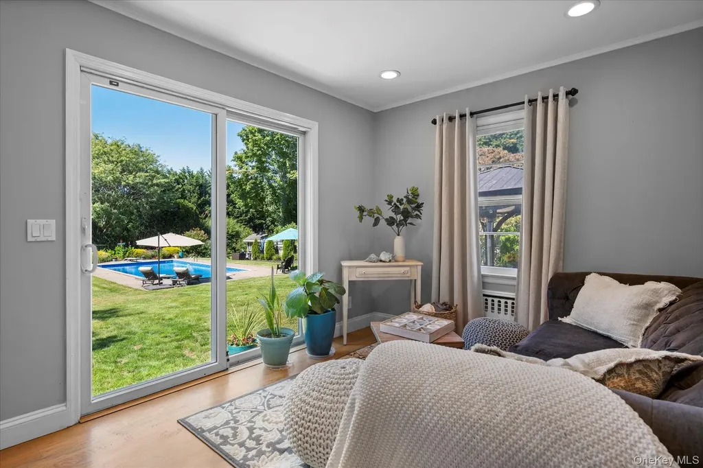 33595 Main Road Cutchogue NY 11935
