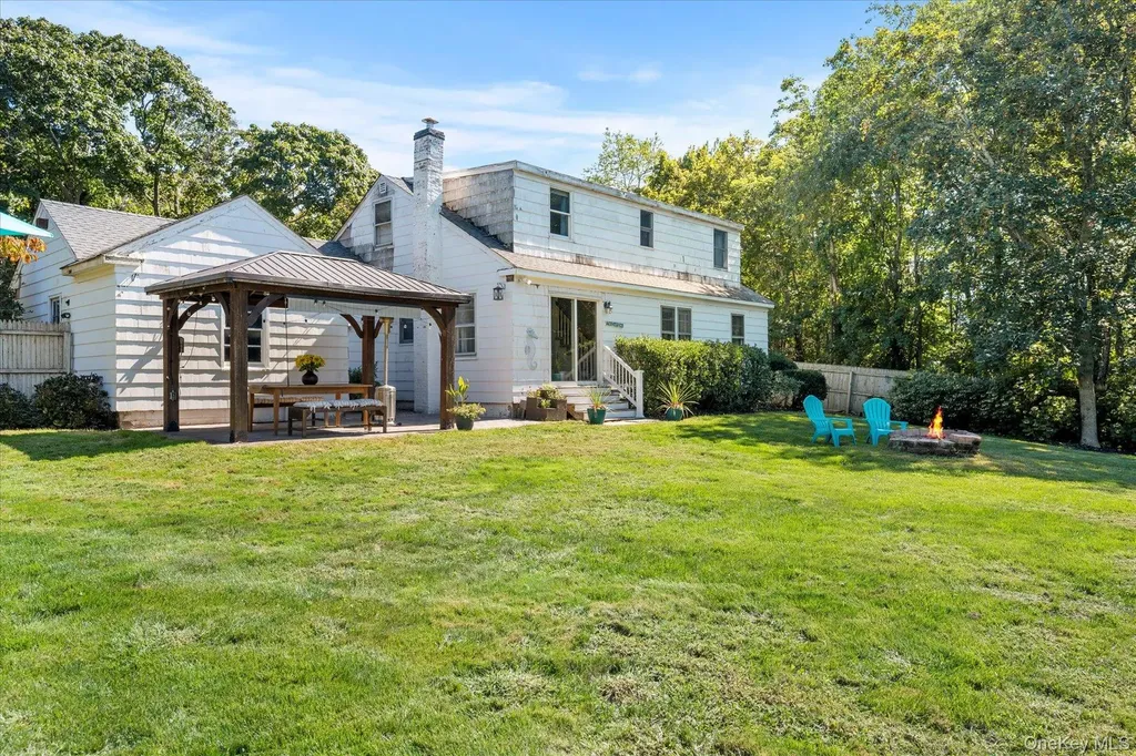 33595 Main Road Cutchogue NY 11935
