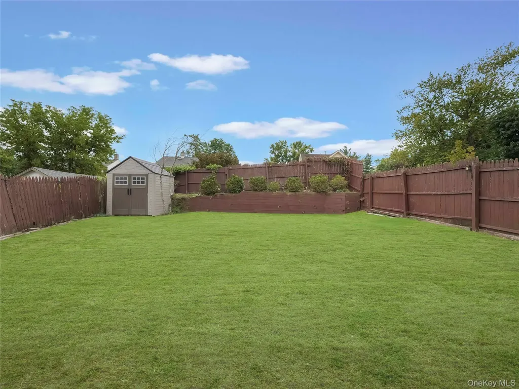 5 Caroline Street Garnerville NY 10923